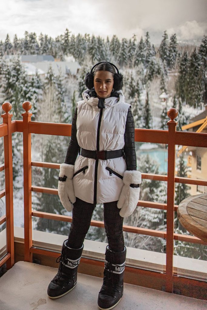 How to Get The Snow Bunny Look for Your Ski Trip 6 DSC00336