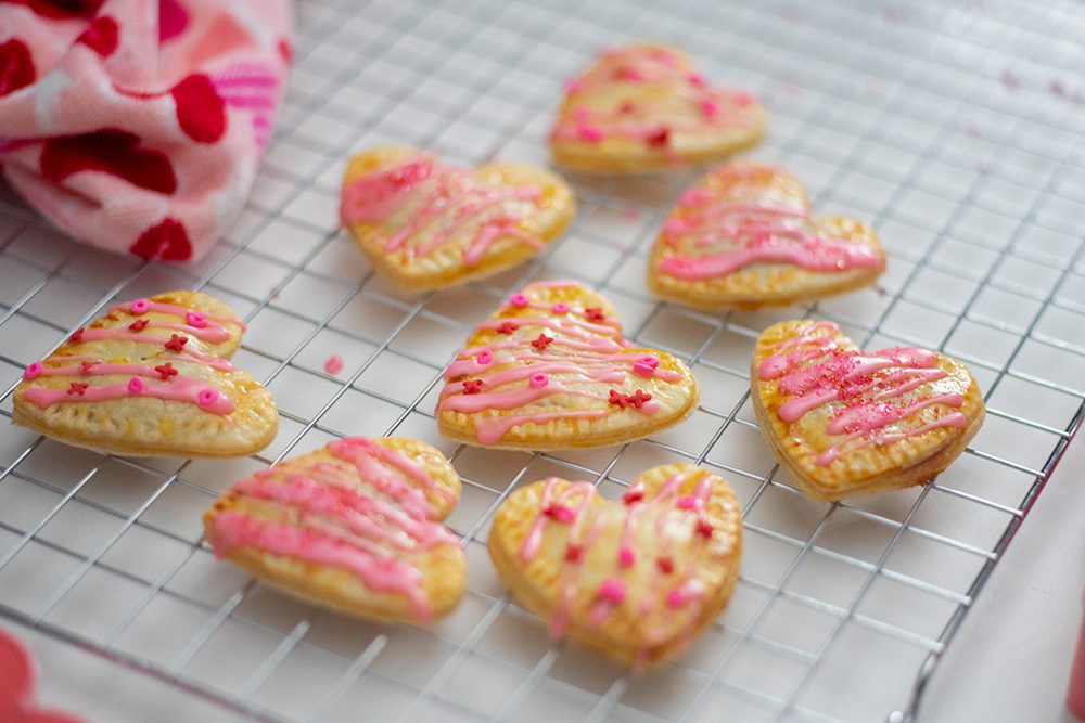 Recipe for heart-shaped pop-tarts for Valentine’s Day 1 DSC01002