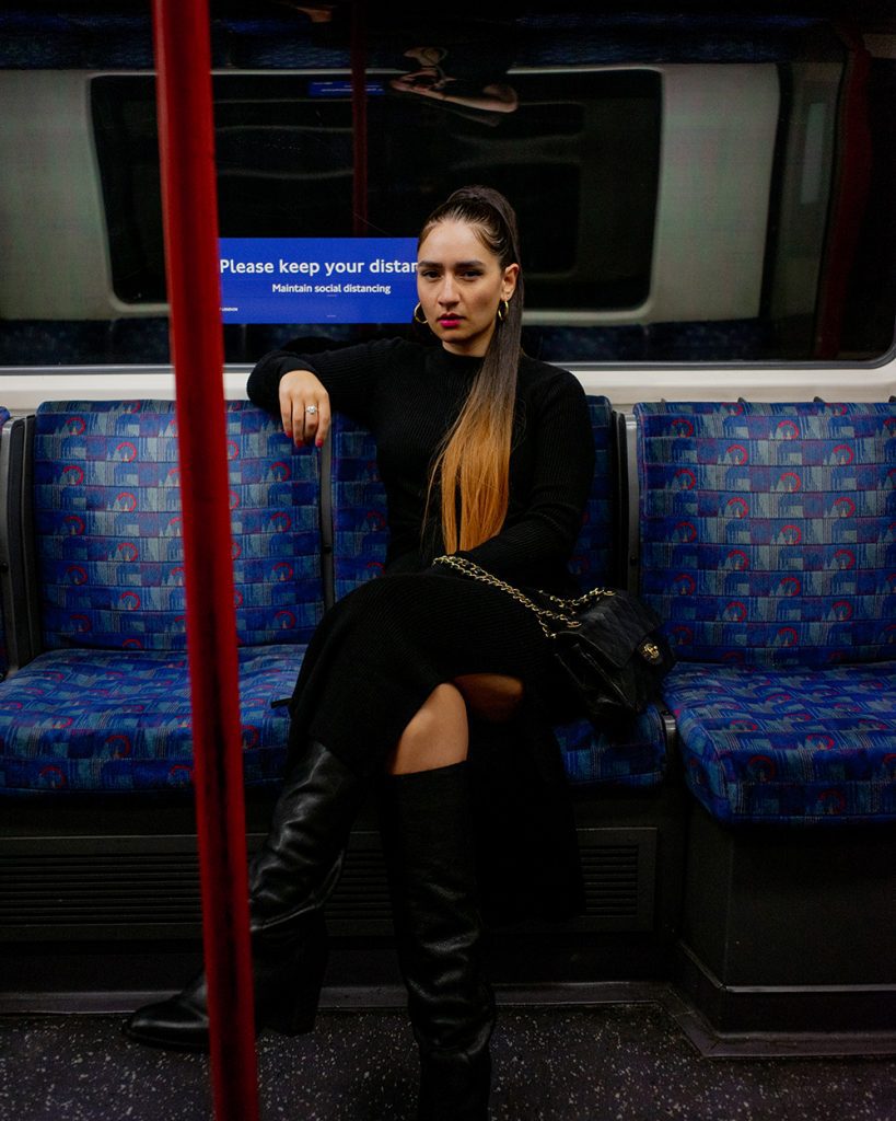 How to use the London Underground - Everything to know about taking the Tube 8 Postcards from Hawaii Travel Blog How to use the London Underground local’s guide to taking the Tube