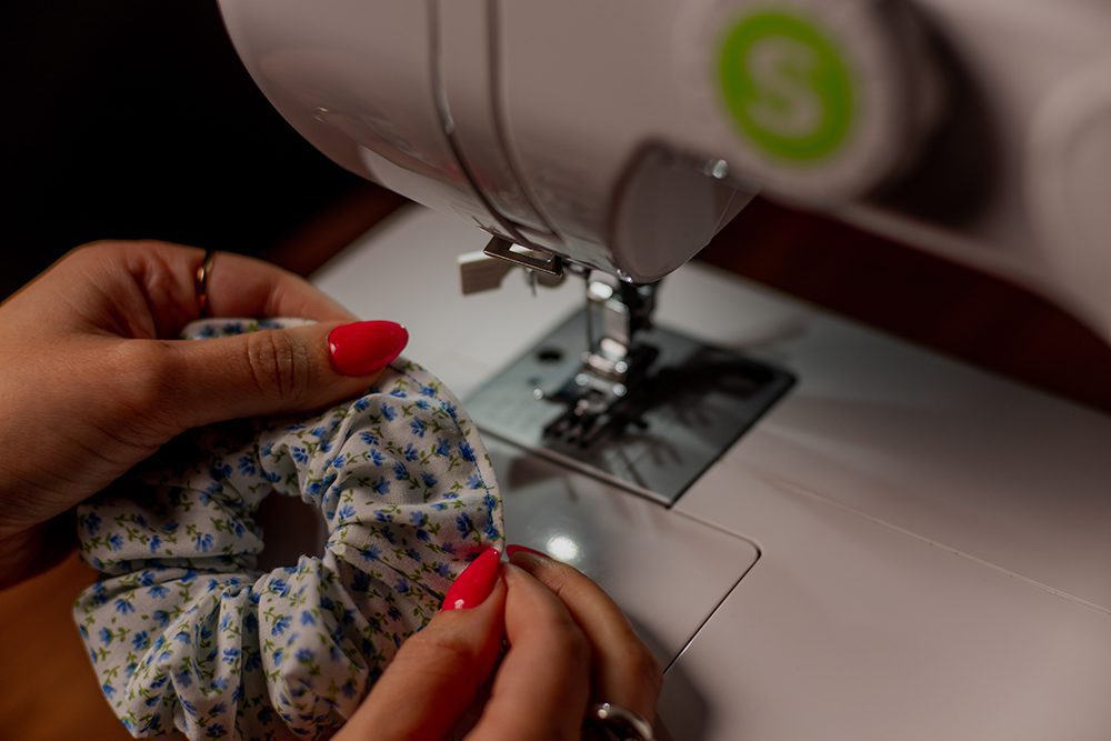 Sewing tutorial for how to make hair scrunchies 25 DSC02295 1