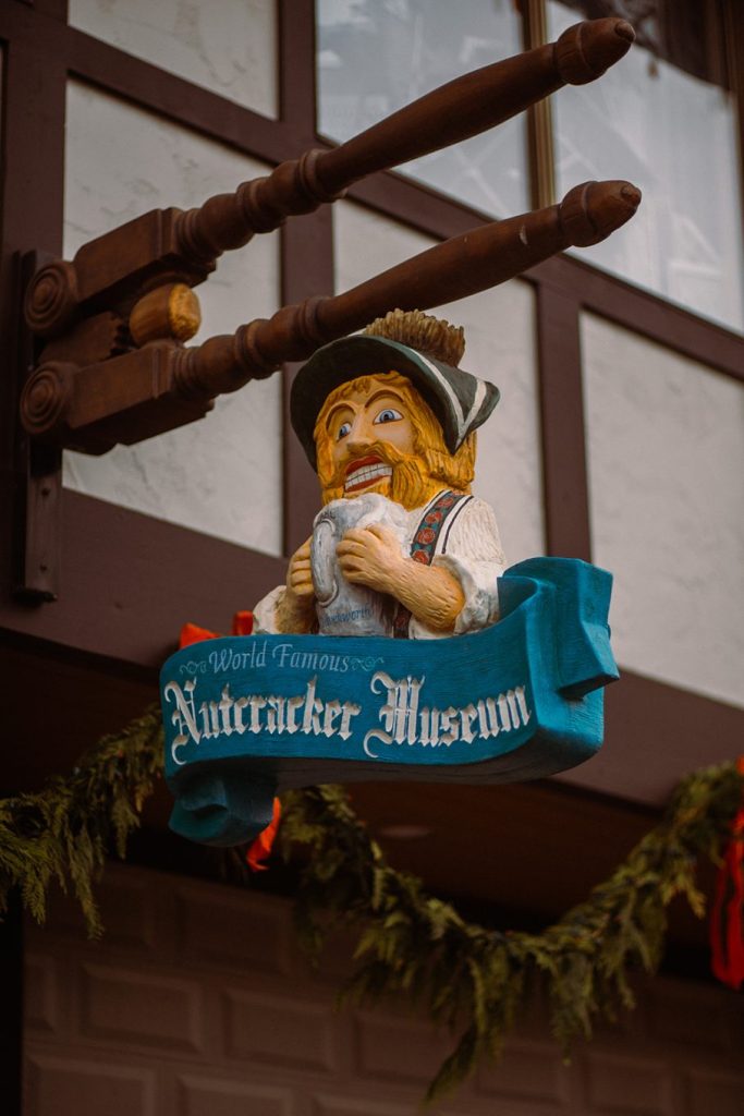 How to spend a day in Bavarian Village, Leavenworth: Christmastown USA 15 DSC03818