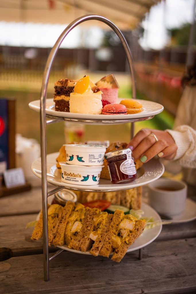 The dos and don’ts for proper afternoon tea etiquette from a Brit 3 DSC04499