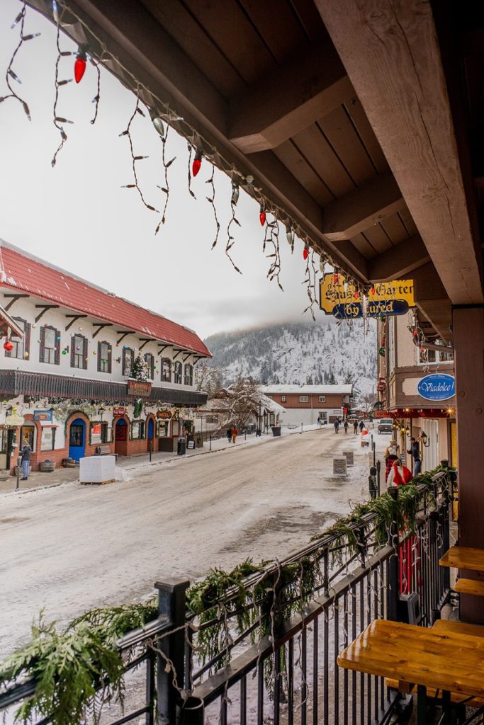 How to spend a day in Bavarian Village, Leavenworth: Christmastown USA 9 DSC07447