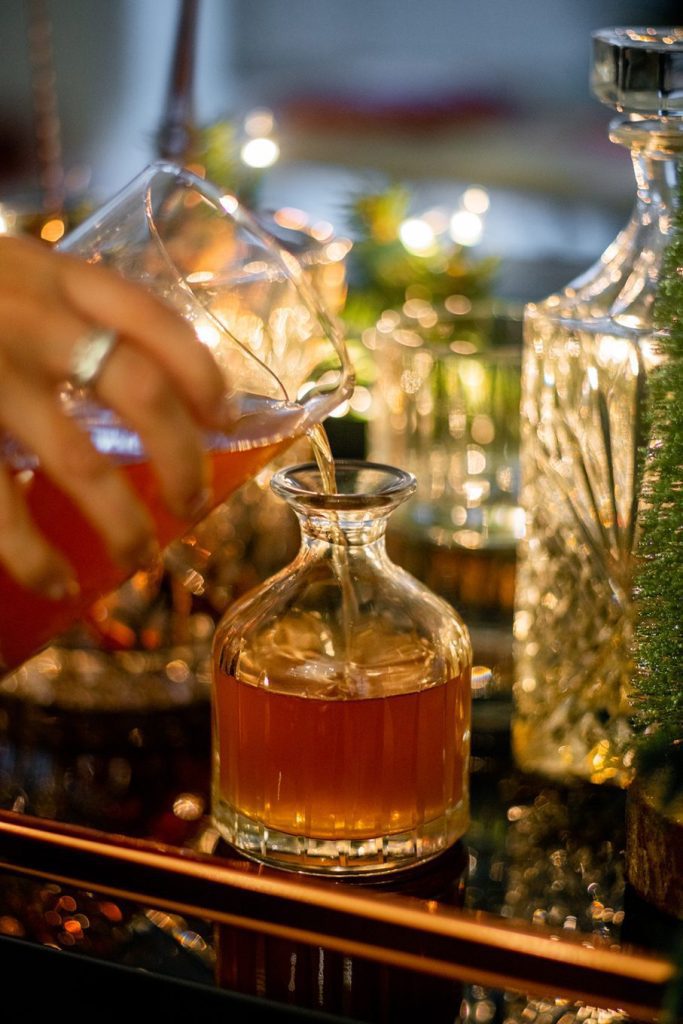 How to make Christmas flavoured gin infused with Christmas spices (with cocktail recipes) 7 DSC07591