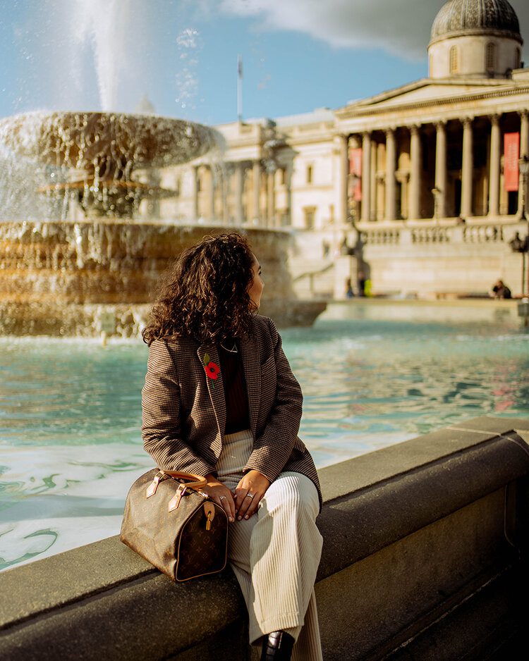 10 iconic London landmarks you must see 5 PFHPostcardsfromHawaii10iconicLondonLandmarksyoumustseeTrafalgarSquare