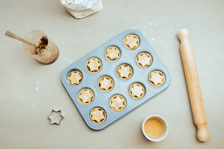 British Christmas mince pies recipe (no suet) 21 PFHPostcardsfromHawaiiBritishEnglishmincepiesbakingrecipeChristmasnosuetvegandairyfreeandglutenfree 1 3