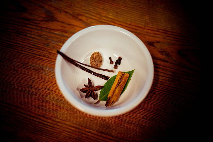 European mulled wine recipe 6 PFHPostcardsfromHawaiiFoodDrinkRecipeMulledWineEuropeChristmas 5