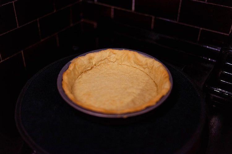 Thanksgiving pumpkin pie recipe 12 PFHPostcardsfromHawaiiPumpkinPieRecipeFoodandDrinkThanksgivingBakingHalloweenUSAAmerica 10