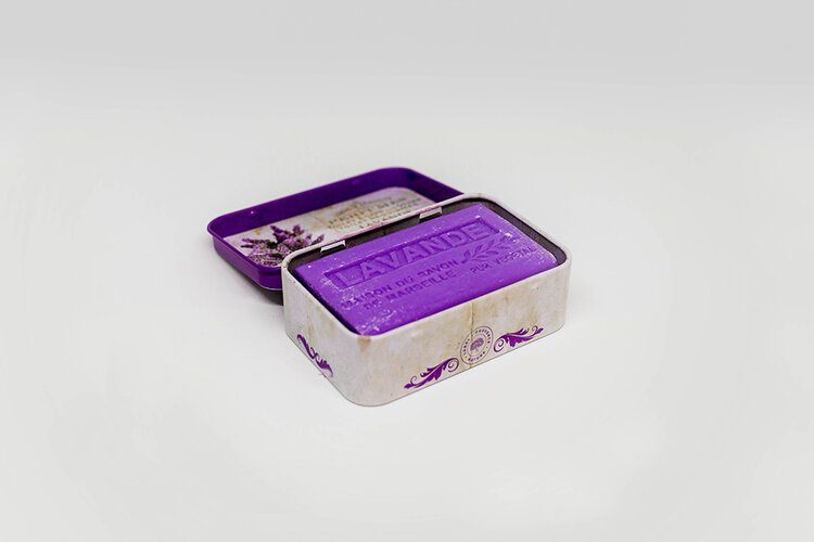 Sustainable swaps for travellers 4 PFHPostcardsfromHawaiiSustainableswapsfortravellersMaisonduSavondeMarseilleSoap