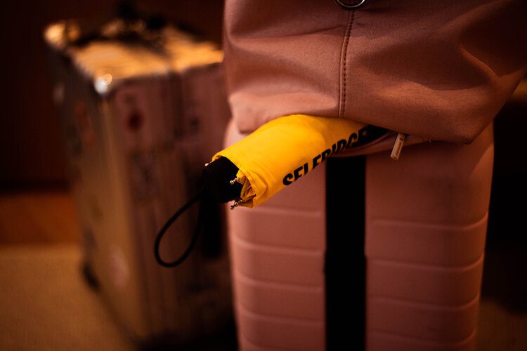 What’s in my travel bag (updated) 8 PFHPostcardsfromHawaiiTravelbagUmbrella