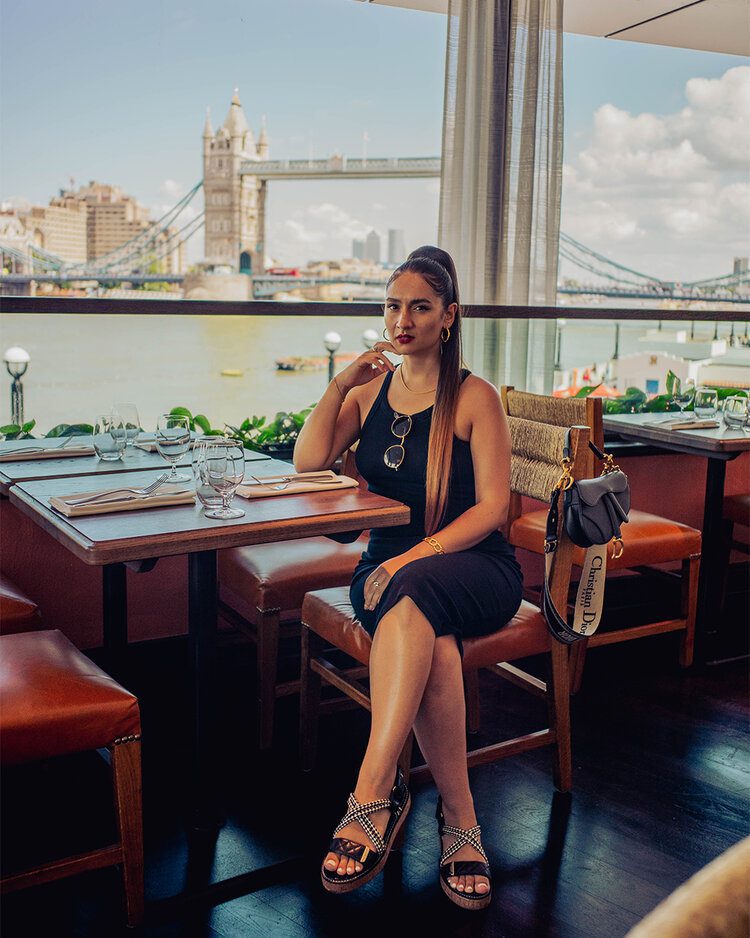 18 most Instagrammable cafés & restaurants in London 70 PostcardsfromHawaii10mostInstagrammablecafesrestaurantsinLondonTravelBlogBestrestaurantsinLondonTavolinoMoreLondonTowerBridgeRiverThames 1