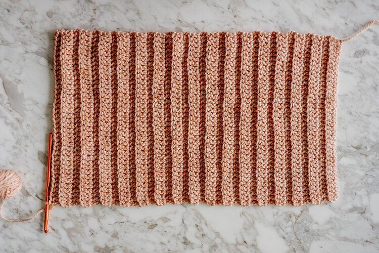 How to crochet a chunky beanie hat (free pattern) 16 PostcardsfromHawaiiHowtocrochetachunkybeaniehatfreepatterntravelblogstepbystepguideDIYcrochettutorialdoublecrochetstitch 1 2