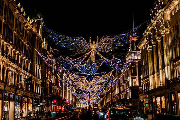 Best Christmas light displays in London - a walking tour 10 PostcardsfromHawaiiPFHBestChristmaslightdisplaysinLondon awalkingtour 9