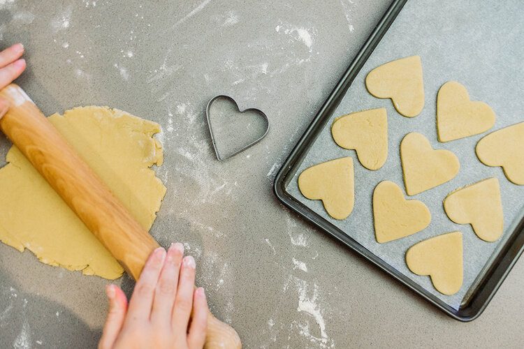 Simple vegan sugar cookies recipe 9 PostcardsfromHawaiiVeganSugarCookieRecipeValentinesDay 3 1