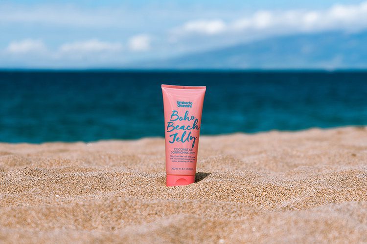 Embrace your curls with Umberto Giannini 18 UmbertoGianniniCurlyhairCurlJellyHawaiiBoho